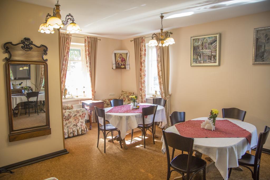 U Pokrovki Guest House Pskov Dış mekan fotoğraf