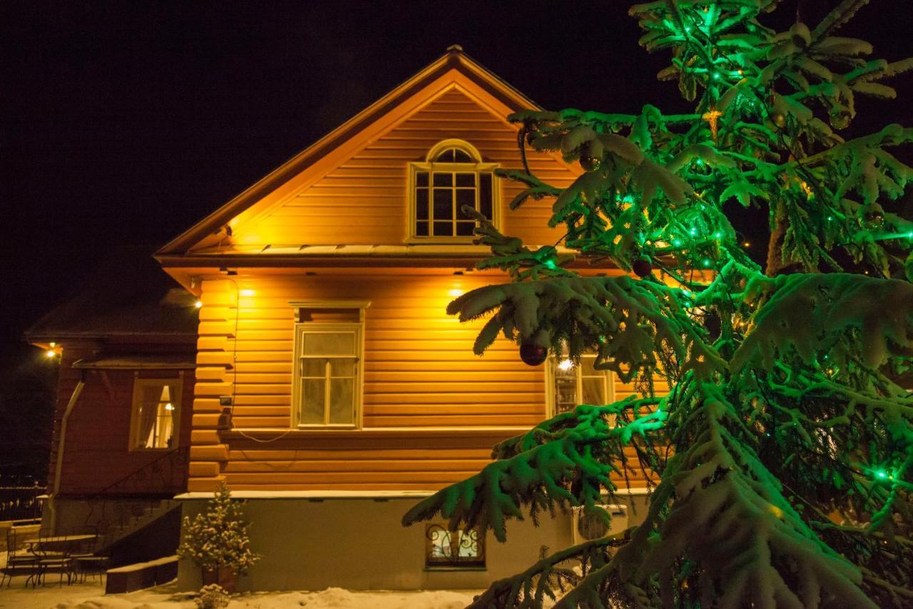 U Pokrovki Guest House Pskov Dış mekan fotoğraf